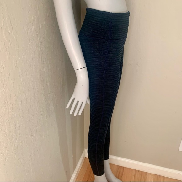ATHLETA Athletic Tights Leggings Textured Herringbone Pattern Blue - Picture 5 of 16